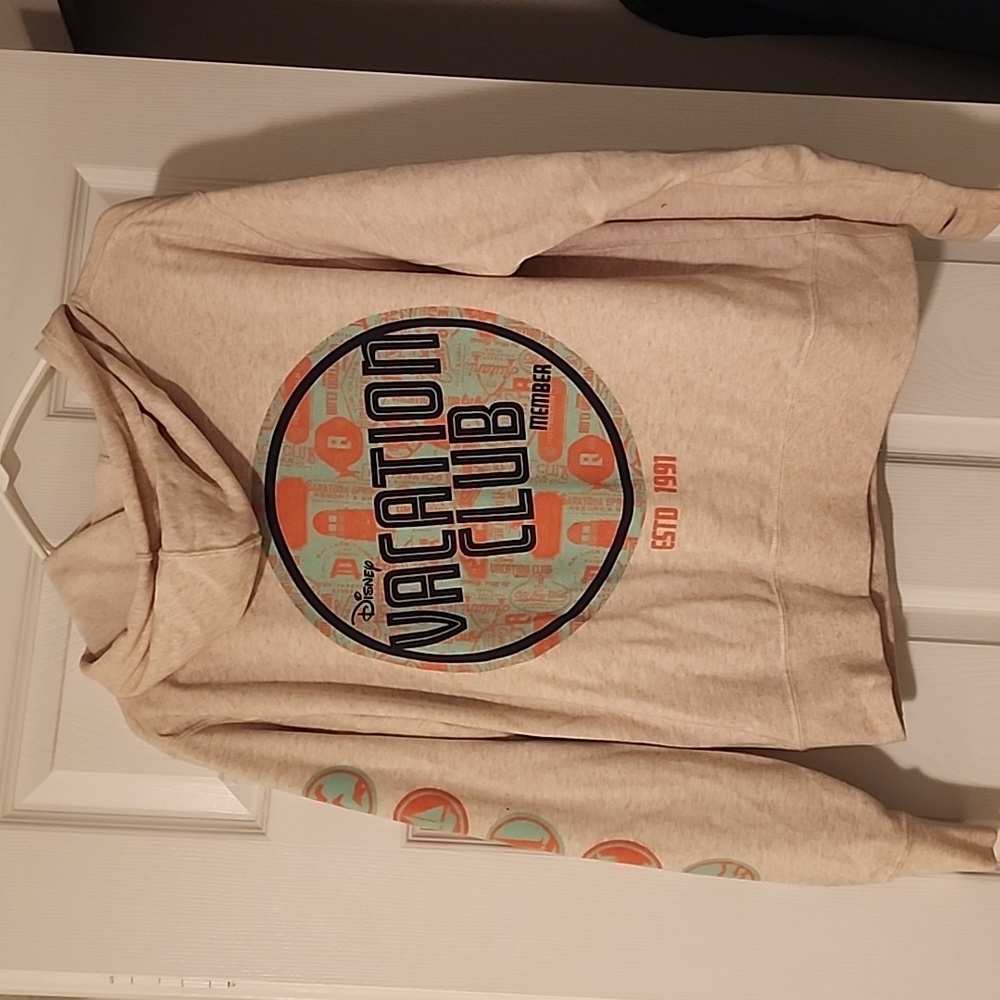 Disney vacation club sweatshirt